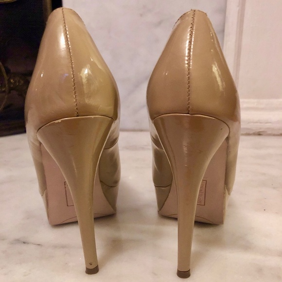 Nude Pumps/Heels for an Event - Picture 2 of 3